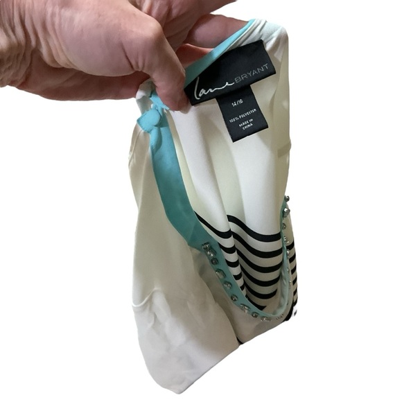 Lane Bryant Women's 14/16 Blouse Top Rhinestone Collar Striped Nautical Beach - Picture 6 of 6